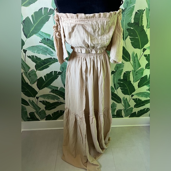 Boutique 2 Piece Maxi Skirt and Top Set Bohemian tan Peasant Style Size M - Picture 5 of 6